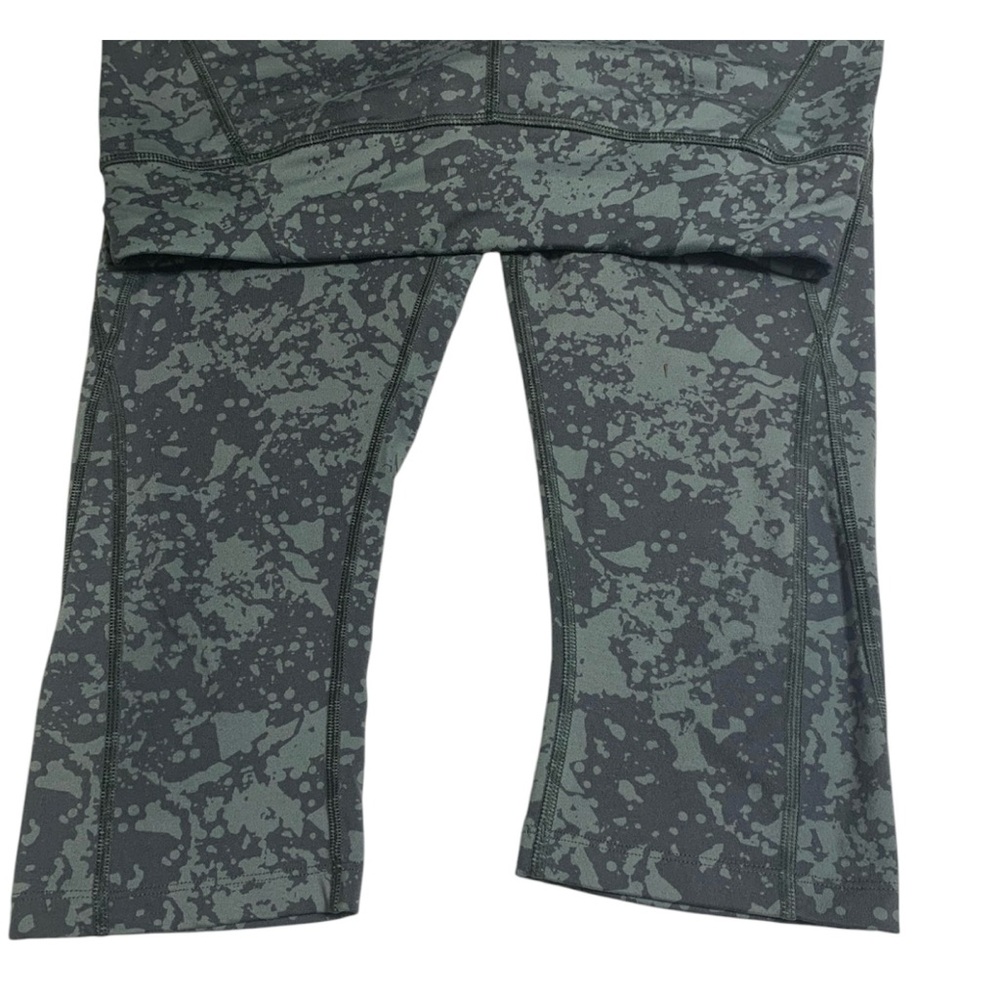 The North Face Women’s Active Capri Leggings, Size M - Picture 4 of 8
